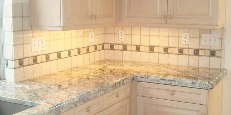 Cream Backsplash2 SM